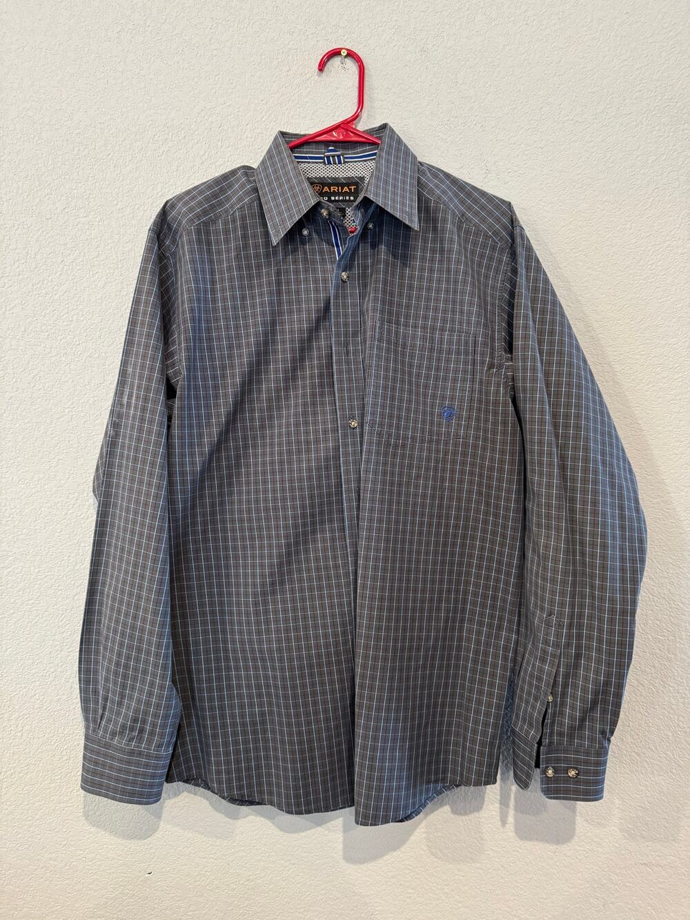 Ariat Men's Size Medium Pro Series Plaid Button Up Dress Shirt Gray